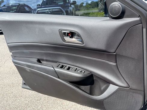 Used 2017 Acura ILX image 21