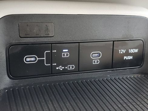 Used 2024 Hyundai Kona SEL FWD image 16