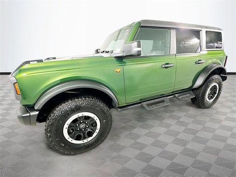 Certified 2023 Ford Bronco Badlands w/ Sasquatch Package image 4