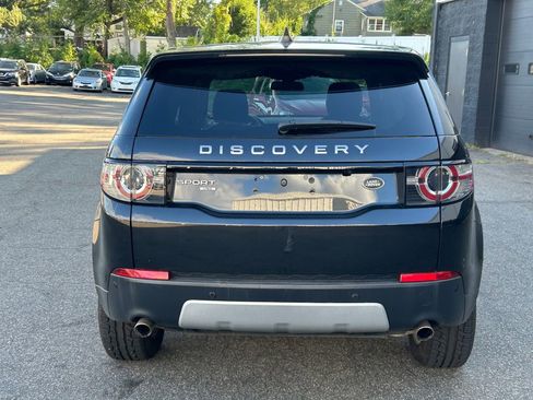 Used 2018 Land Rover Discovery Sport HSE image 8