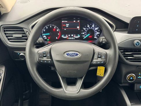 Used 2020 Ford Escape S image 23