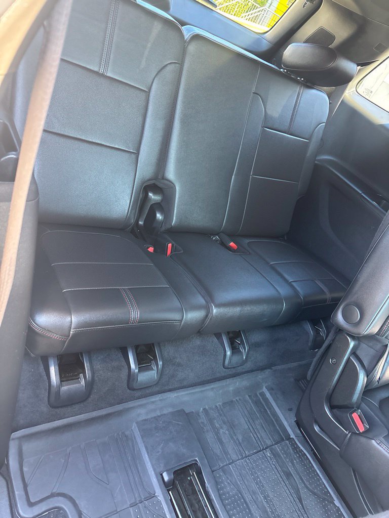 Used 2023 Chevrolet Traverse RS w/ LPO, Floor Liner Package AWD/4WD image 29