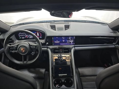 Used 2026 Porsche Panamera 4 w/ Premium Package AWD/4WD image 4