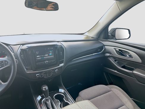 Used 2019 Chevrolet Traverse LS image 19