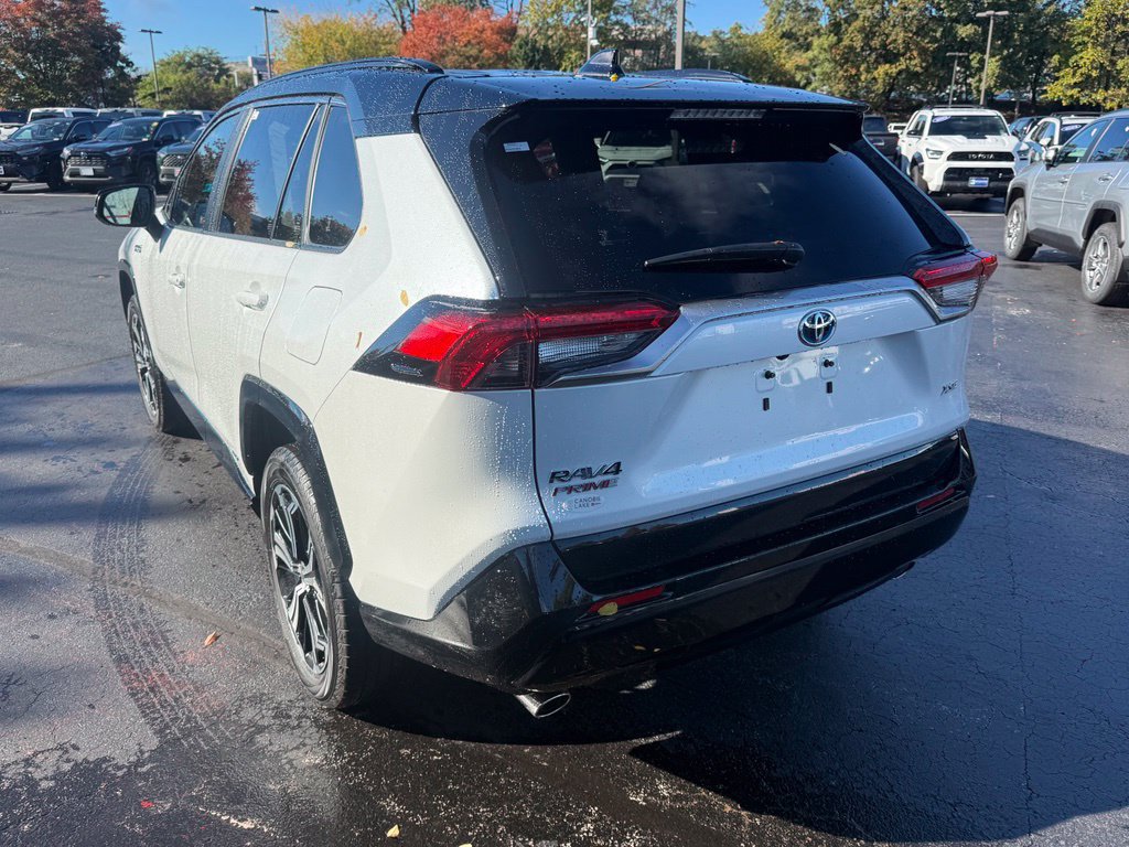 Used 2023 Toyota RAV4 XSE w/ Weather Package AWD/4WD image 5