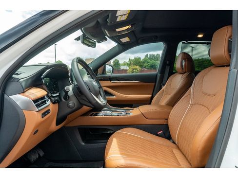 Used 2026 INFINITI QX60 Autograph w/ Dark Cargo Package AWD/4WD image 12