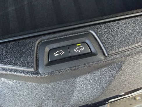 Used 2022 BMW X7 M50i AWD/4WD image 36