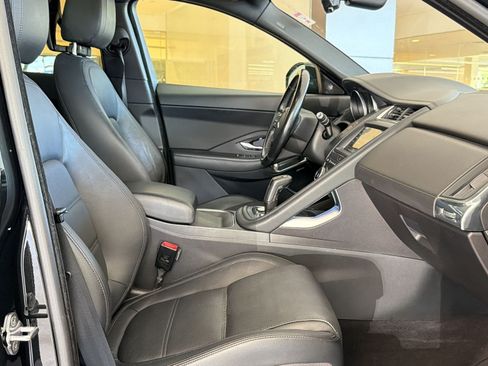 Used 2018 Jaguar E-PACE S AWD/4WD image 31