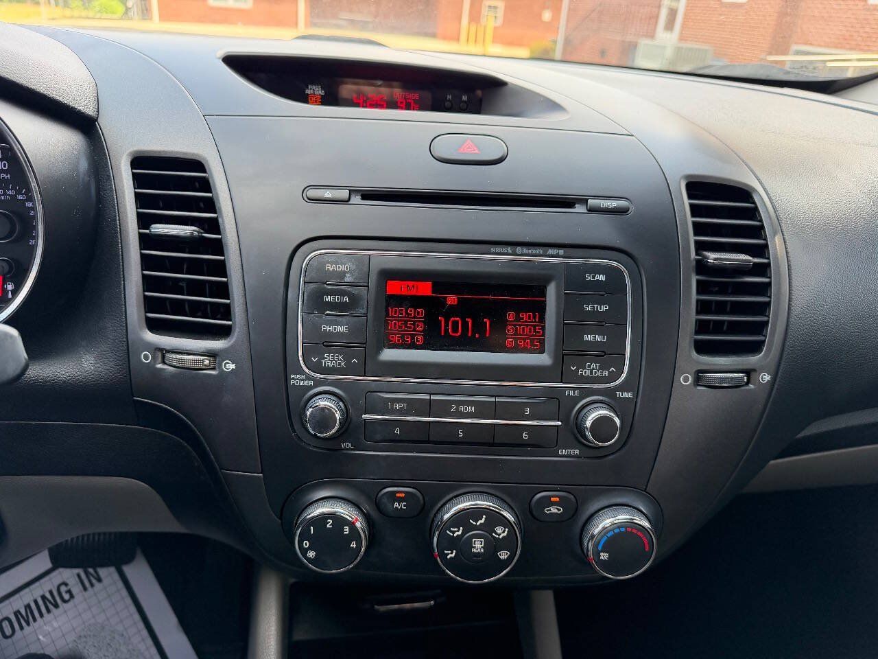 Used 2015 Kia Forte LX w/ Protection Package FWD image 16