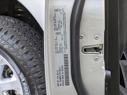 New 2026 RAM 2500 Laramie w/ Sport Appearance Package image 20