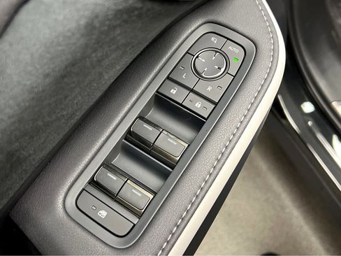 New 2026 Lexus TX 500h AWD image 35