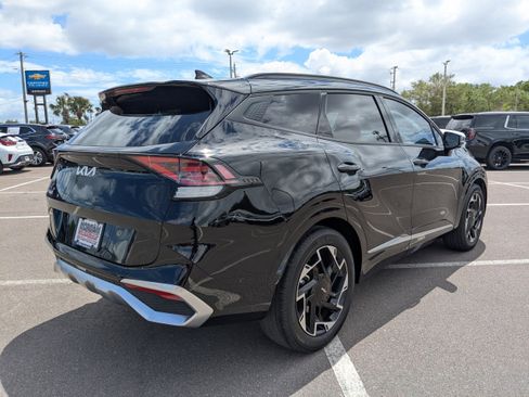 Used 2023 Kia Sportage SX image 4