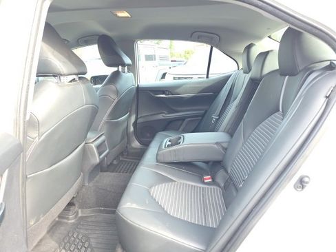 Used 2021 Toyota Camry SE w/ Cold Weather Package image 24
