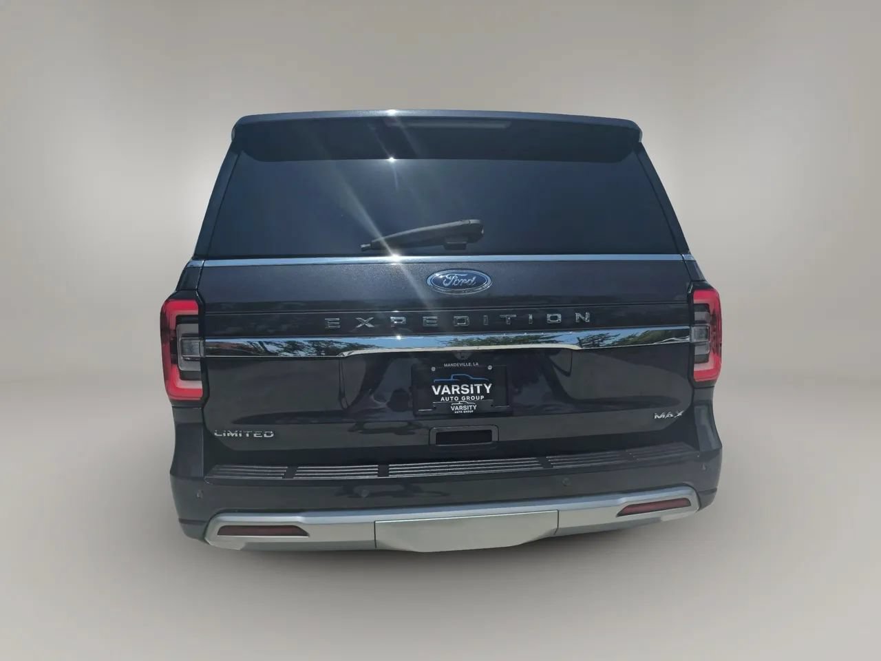 Used 2022 Ford Expedition Max Limited RWD image 6