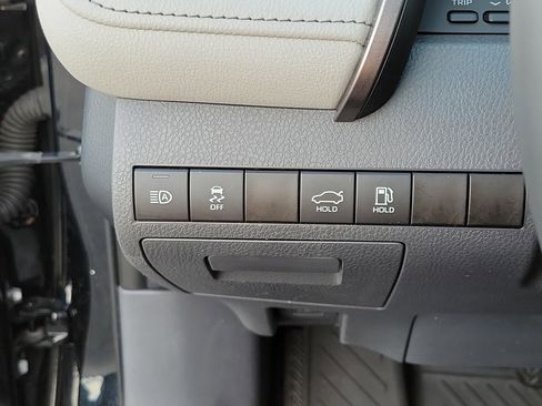 Certified 2024 Toyota Camry XLE FWD image 27