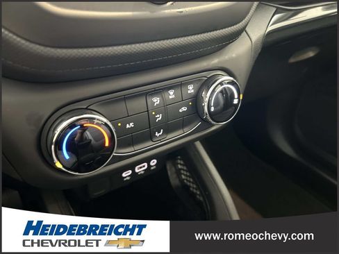 Certified 2023 Chevrolet TrailBlazer LS FWD image 23