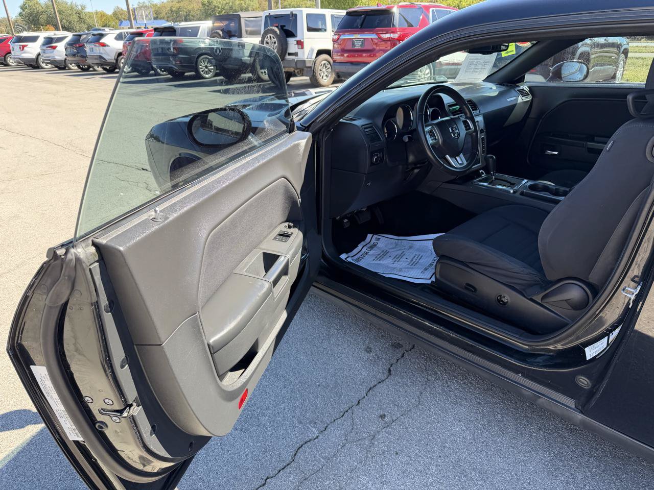 Used 2014 Dodge Challenger SXT RWD image 12