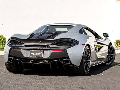 Used 2019 McLaren 570S Spider RWD image 7