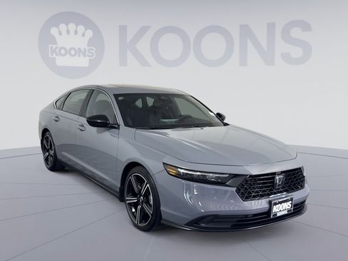Used 2023 Honda Accord Sport image 10