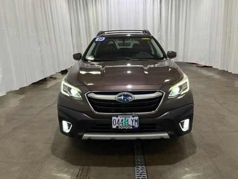 Used 2020 Subaru Outback Limited AWD/4WD image 9