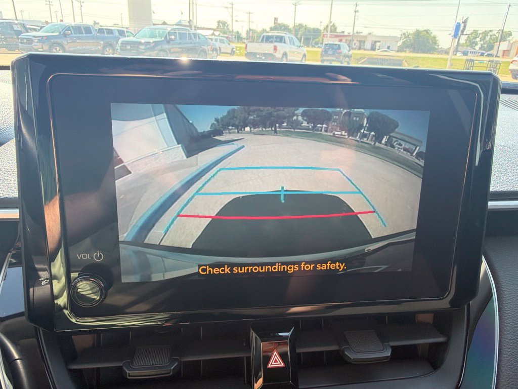 Used 2023 Toyota Corolla Cross LE FWD image 22
