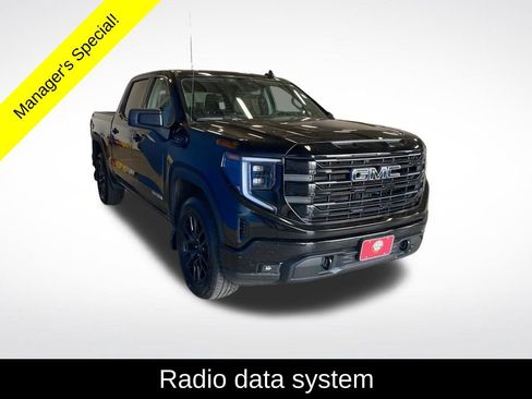 Used 2024 GMC Sierra 1500 Elevation w/ Preferred Package AWD/4WD image 16