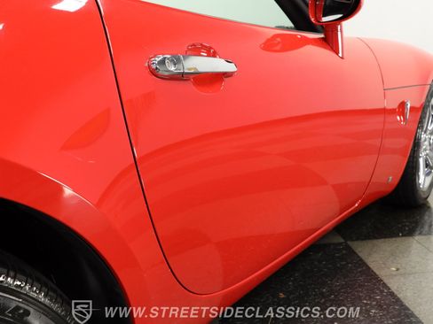 Used 2007 Pontiac Solstice Convertible w/ Preferred Package image 26