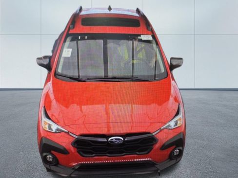 Used 2025 Subaru Crosstrek 2.5i Premium AWD/4WD image 6