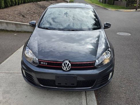 Used 2010 Volkswagen GTI 4-Door FWD image 2