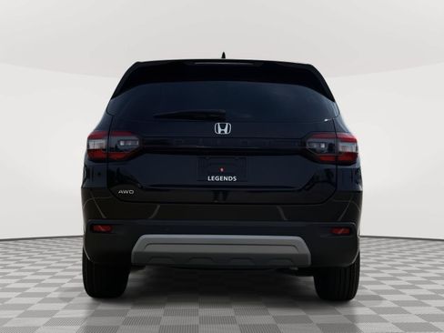 Used 2025 Honda Pilot EX-L image 5