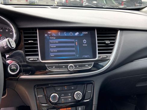 Used 2021 Buick Encore Preferred FWD image 30