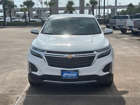 Used 2023 Chevrolet Equinox LT FWD image 2