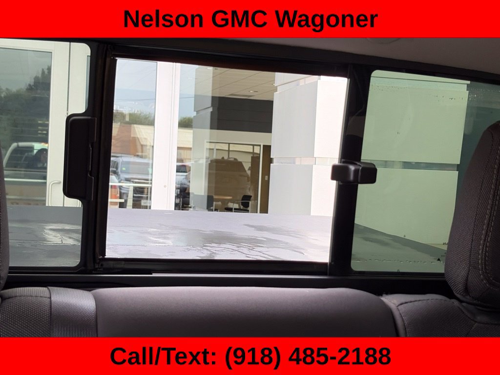 Used 2023 Nissan Frontier SV w/ SV Convenience Package RWD image 44