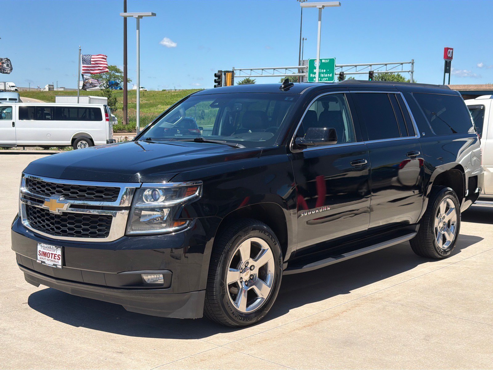 Used 2016 Chevrolet Suburban LT AWD/4WD image 4