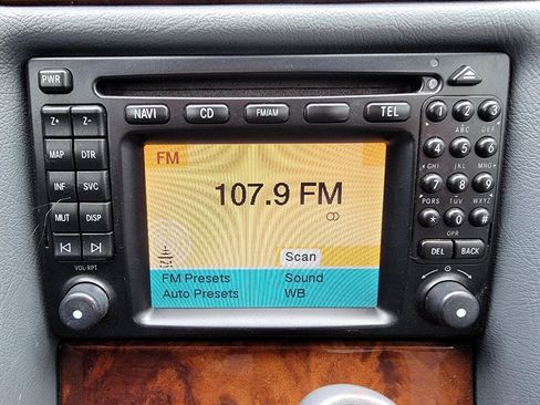 Used 2003 Mercedes-Benz CLK 320 Cabriolet image 28