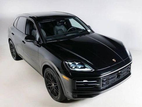 New 2026 Porsche Cayenne AWD/4WD image 30