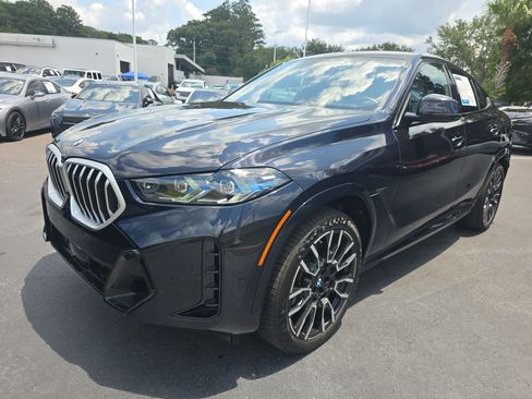 Used 2026 BMW X6 xDrive40i AWD/4WD image 7