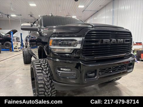 Used 2019 RAM 2500 Big Horn w/ Black Appearance Package image 29