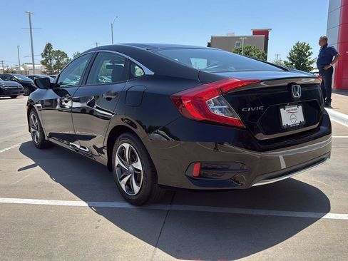 Used 2019 Honda Civic LX image 8
