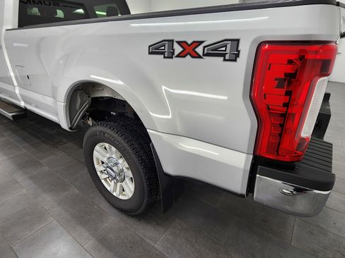 Used 2018 Ford F250 XLT image 30