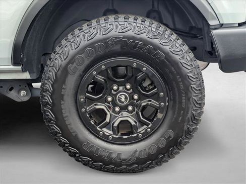 Certified 2023 Ford Bronco Big Bend w/ Sasquatch Package AWD/4WD image 23