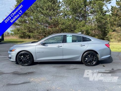 Used 2023 Chevrolet Malibu LT image 2