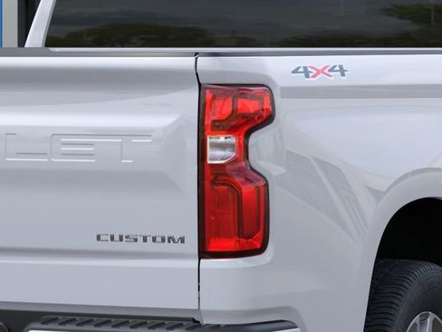 New 2026 Chevrolet Silverado 1500 Custom AWD/4WD image 12