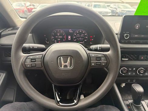 Used 2024 Honda Accord EX image 11