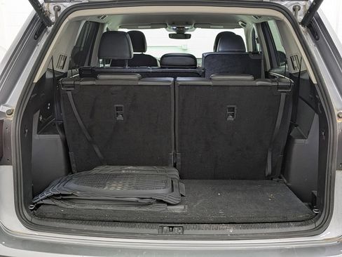 Used 2024 Volkswagen Atlas SE AWD/4WD image 15