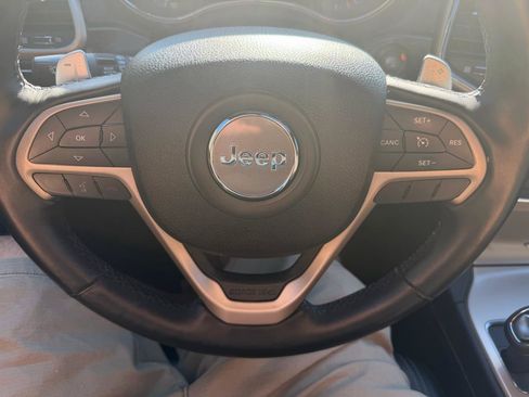 Used 2014 Jeep Grand Cherokee Limited AWD/4WD image 17