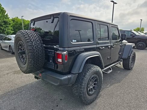 Used 2022 Jeep Wrangler Unlimited Rubicon w/ Xtreme Recon 35" Tire Package AWD/4WD image 7