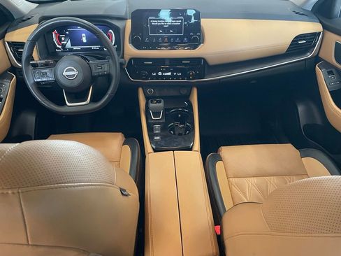 Certified 2023 Nissan Rogue Platinum w/ Platinum Premium Package FWD image 12