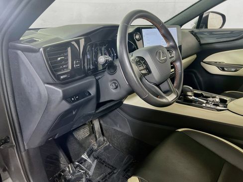 Used 2024 Lexus NX 350 AWD image 9