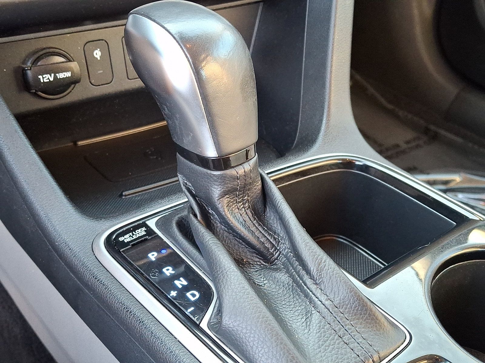 Used 2019 Hyundai Sonata SEL w/ Tech Package 02 FWD image 17